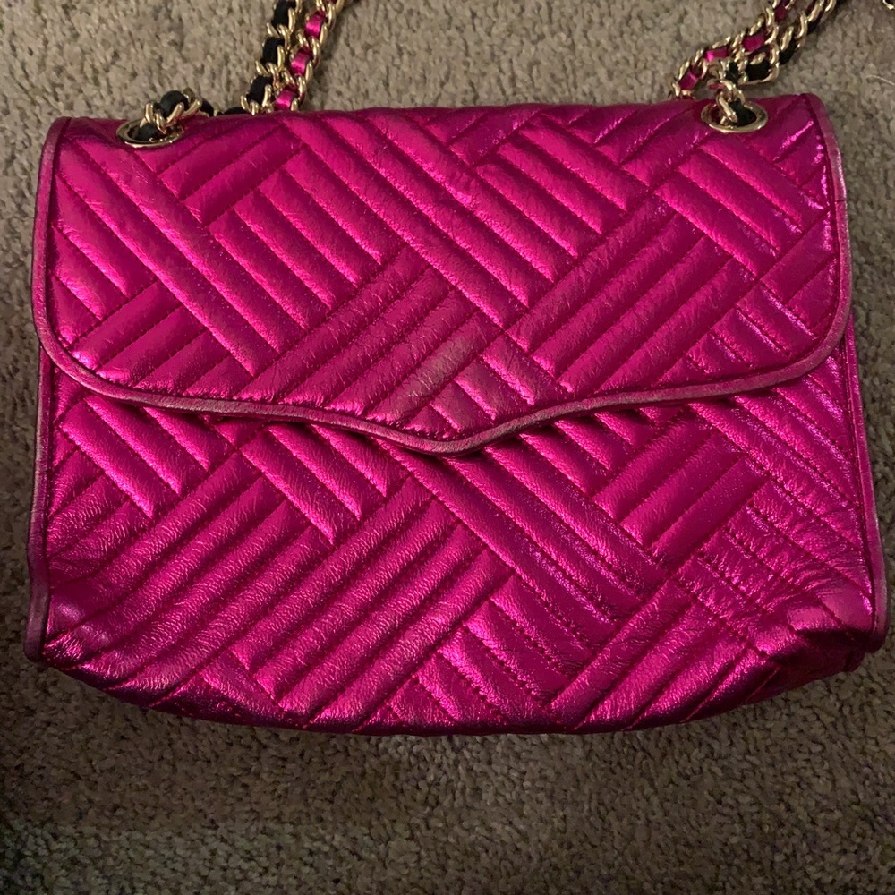 Metallic pink handbag
